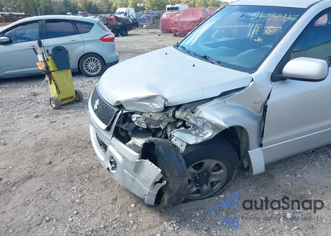 2007 Suzuki Grand Vitara z USA, uszkodzony, nr VIN JS3TE941674200245